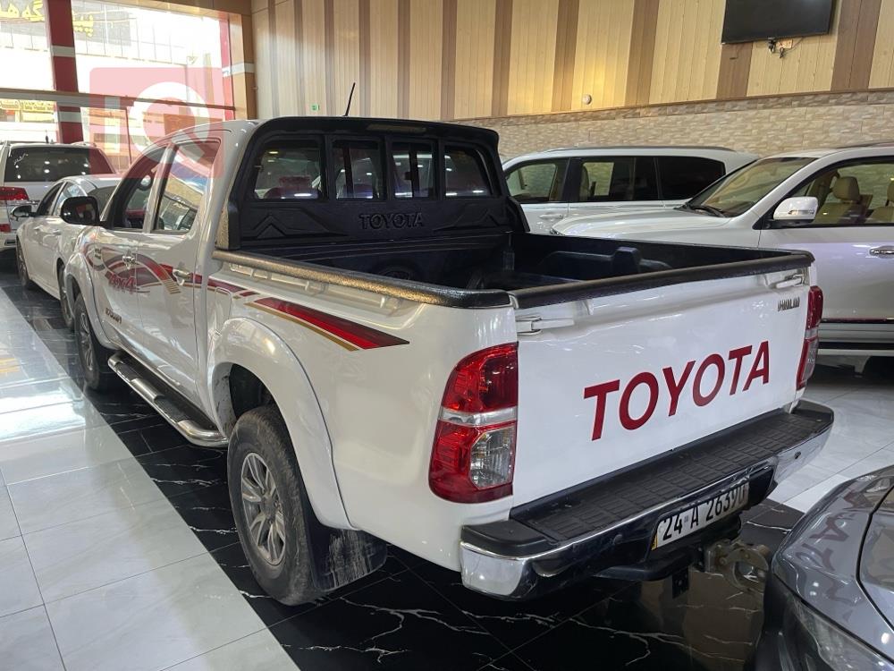 تويوتا هايلوكس